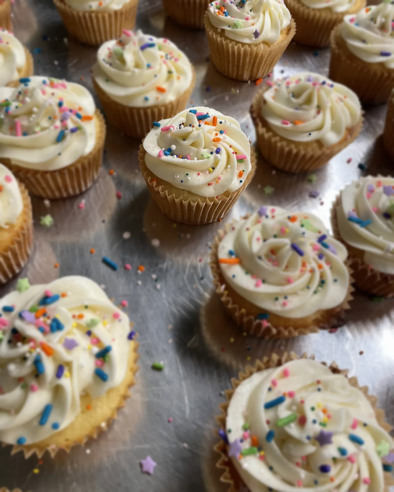 Assorted decorated cupcakes