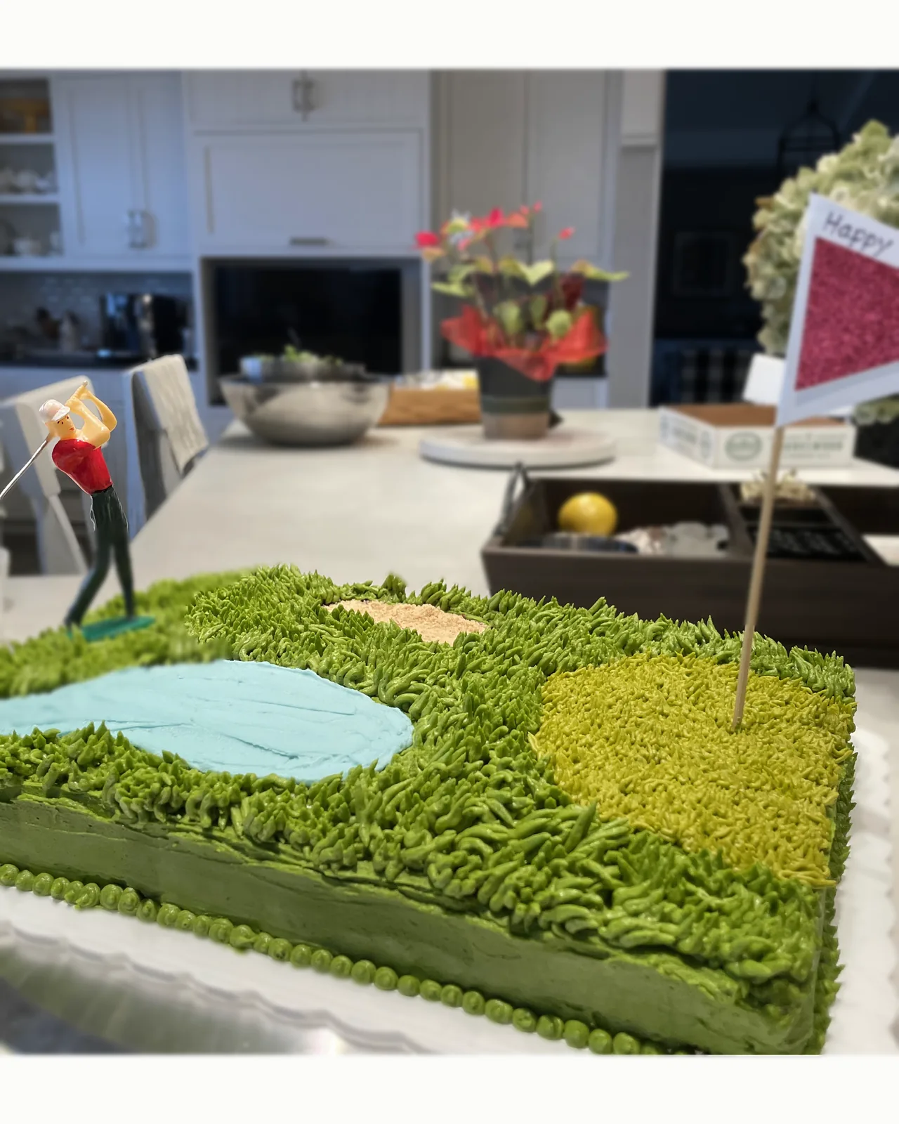 Golf themed cake